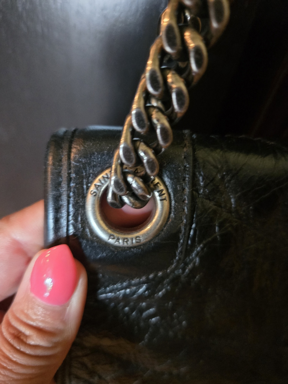 Saint Laurent Black Leather Quilted Chain Shoulder Bag - Picture 2 of 8